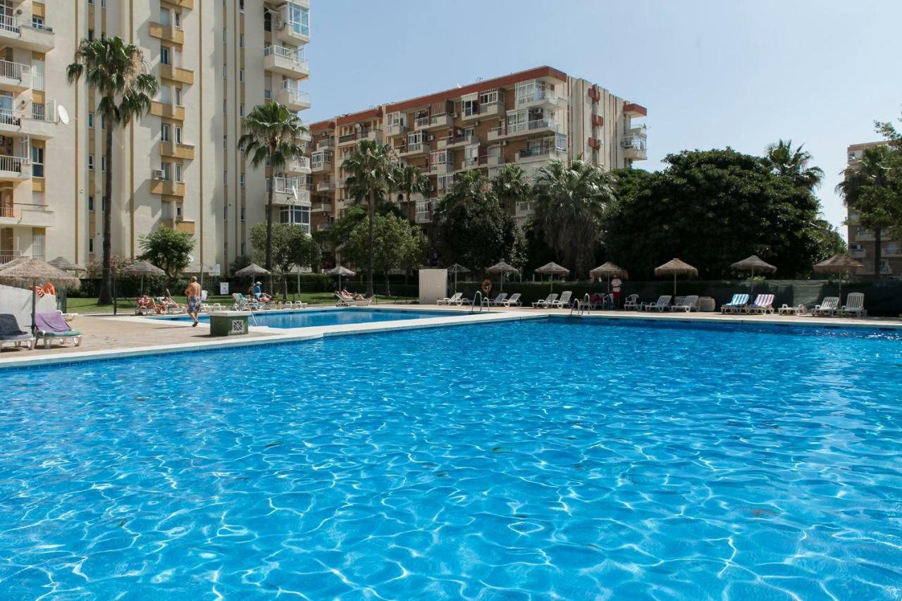 Apartamento Benalmadena Agata Daire Dış mekan fotoğraf